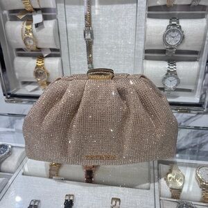 NWT MICHAEL MICHAEL KORS Nola Small Crystal Clutch Chain Crossbody pale gold